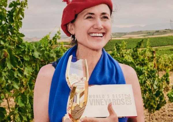 Dr. Laura Catena1.jpg